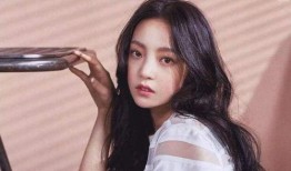 娱乐圈最新吃瓜事件视频,某明星深夜密会神秘女子，真相令人震惊！